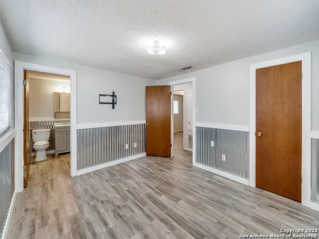 1351 SPITZ KEGEL VIEW DR Canyon Lake, TX 78133