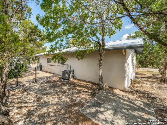 1351 SPITZ KEGEL VIEW DR Canyon Lake, TX 78133