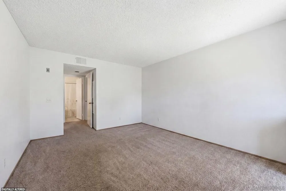 7255 Navajo #C300 San Diego, CA 92119