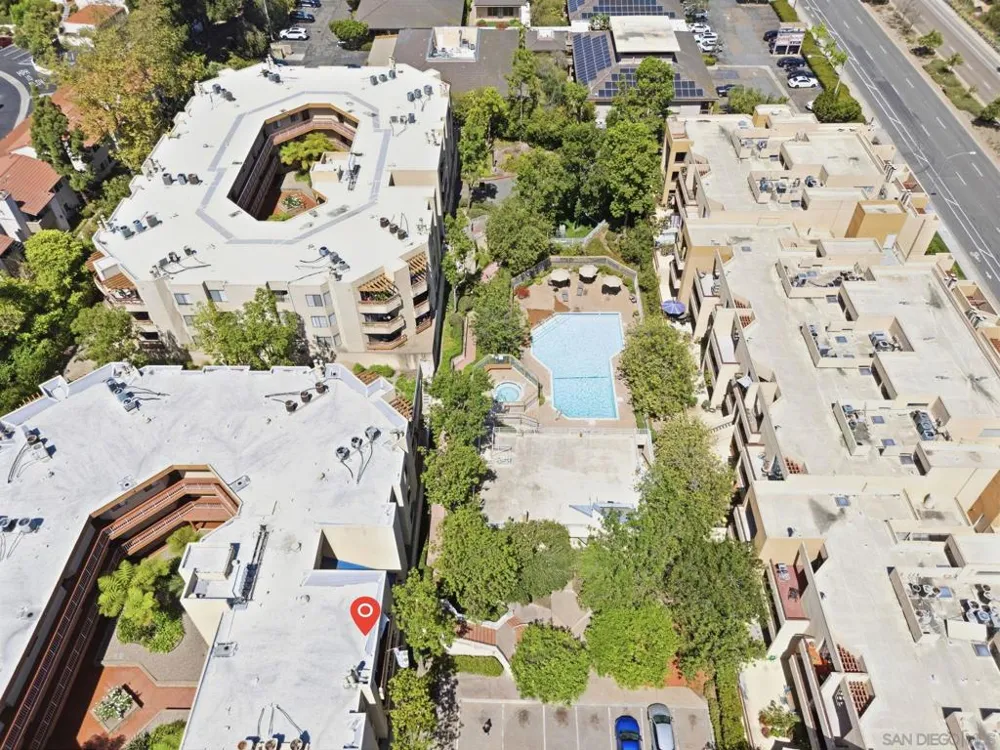 7255 Navajo #C300 San Diego, CA 92119