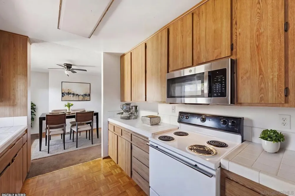 7255 Navajo #C300 San Diego, CA 92119
