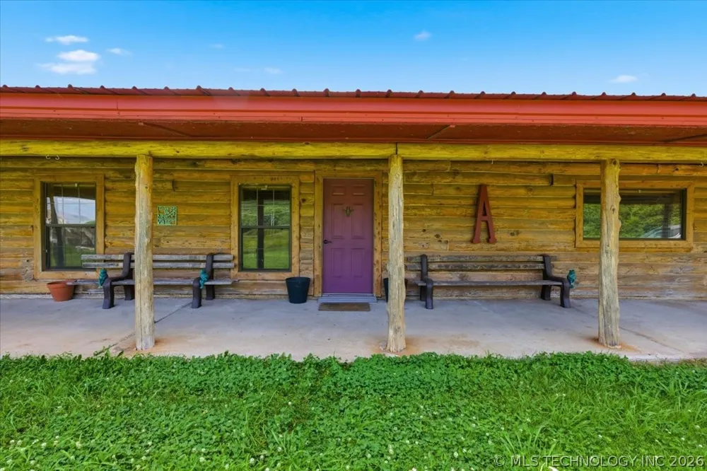 20981 County Road 1560 Ada, OK 74820