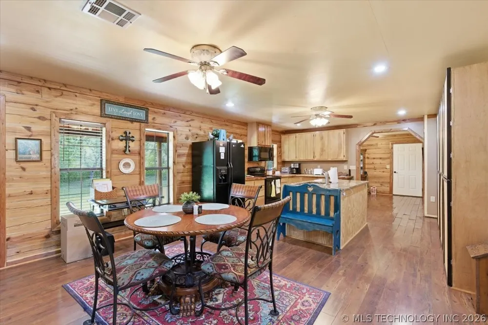 20981 County Road 1560 Ada, OK 74820