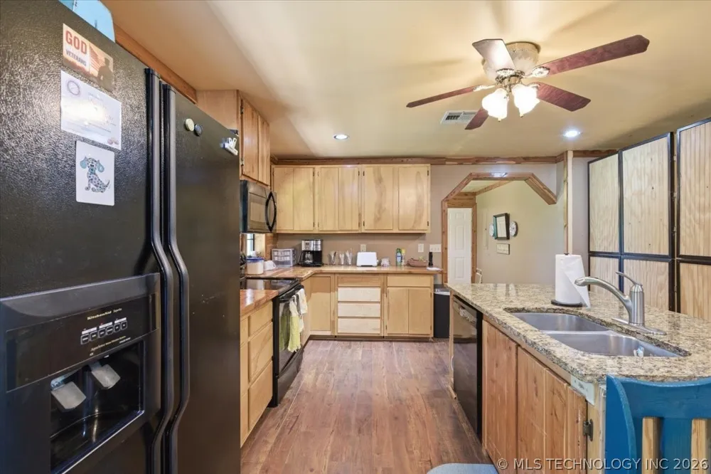 20981 County Road 1560 Ada, OK 74820