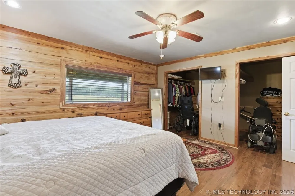 20981 County Road 1560 Ada, OK 74820