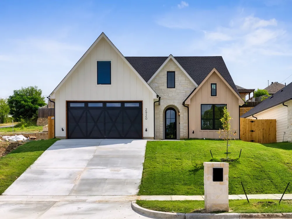 2920 NW 20th Street Fort Worth, TX 76106