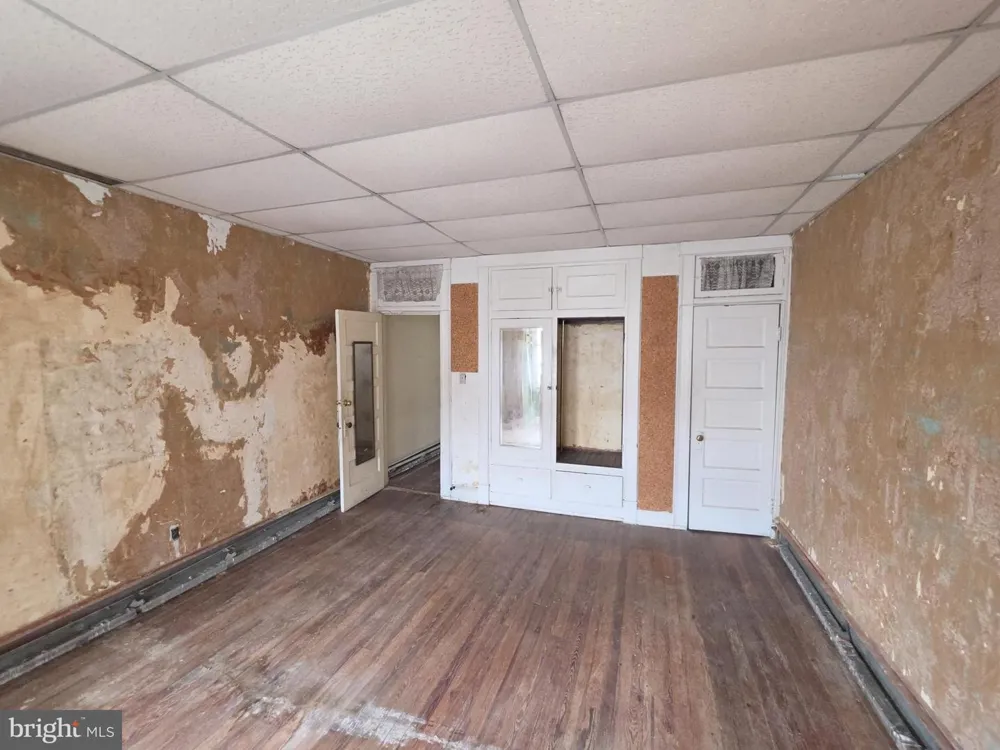 1622 RUXTON AVENUE Baltimore, MD 21216