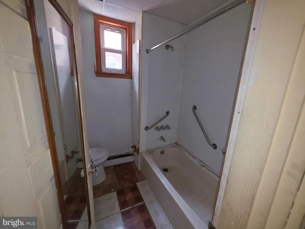1622 RUXTON AVENUE Baltimore, MD 21216
