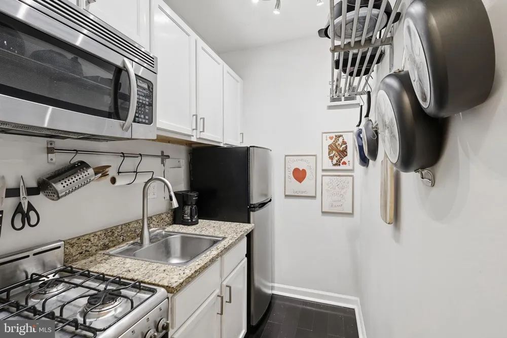 1 SCOTT CIRCLE NW #616 Washington, DC 20036