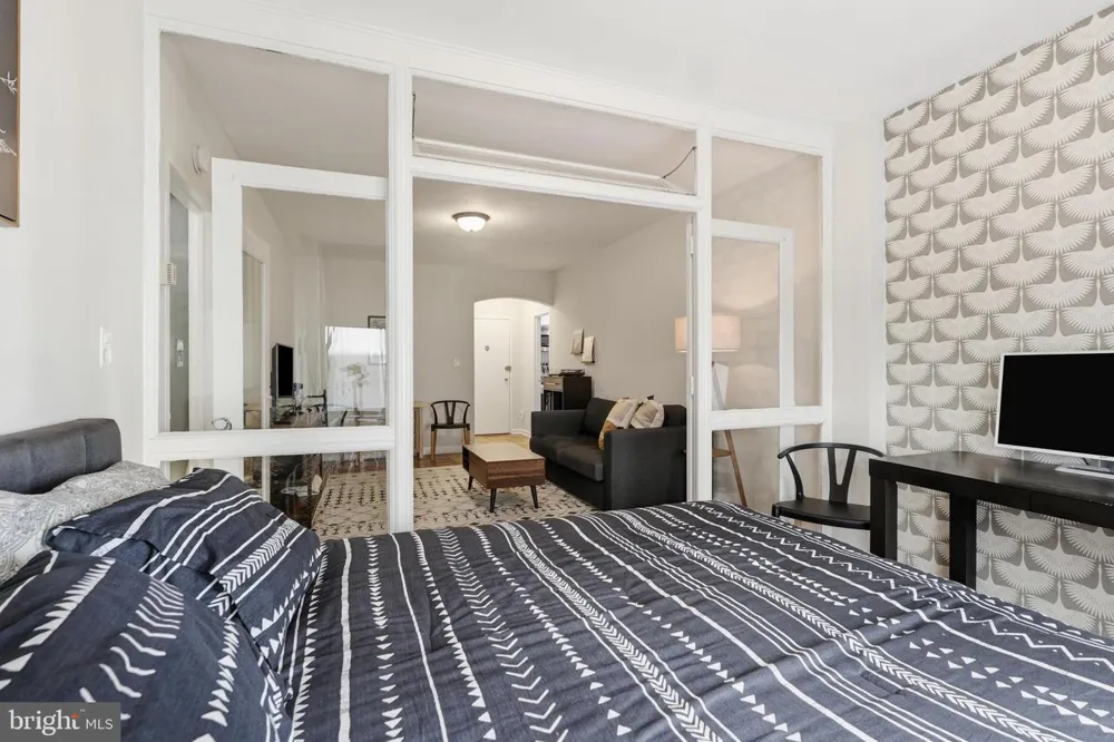 1 SCOTT CIRCLE NW #616 Washington, DC 20036