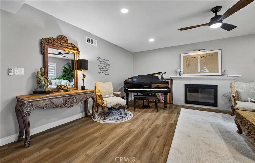 8855 Arcadia San Gabriel, CA 91775