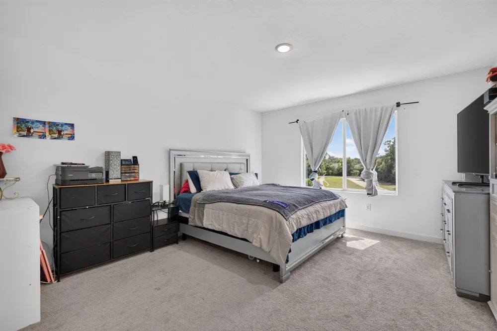 608 NE WATERS EDGE LANE Port St. Lucie, FL 34983