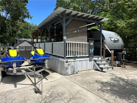 110 Pier Avenue