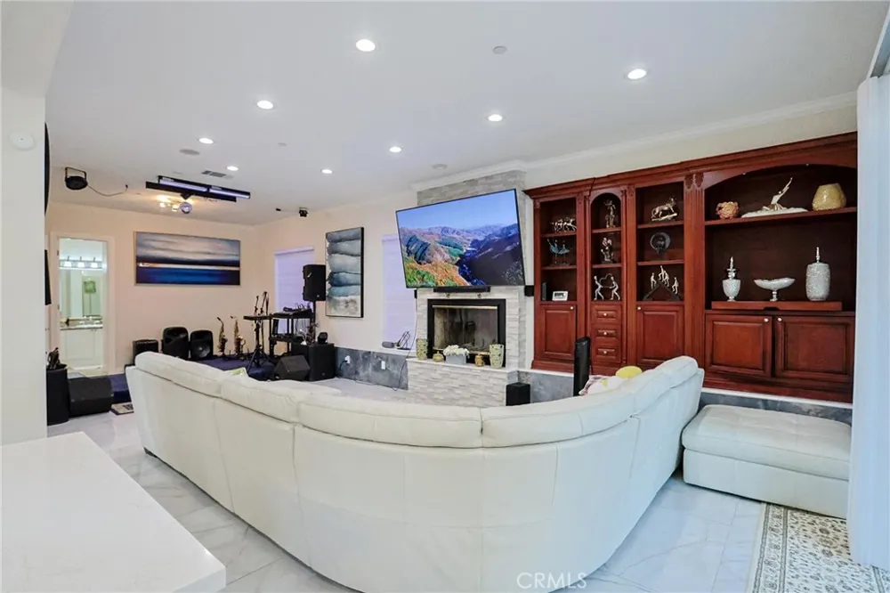 1121 Pinto La Habra Heights, CA 90631