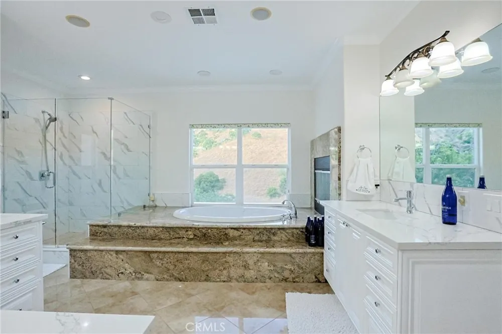 1121 Pinto La Habra Heights, CA 90631