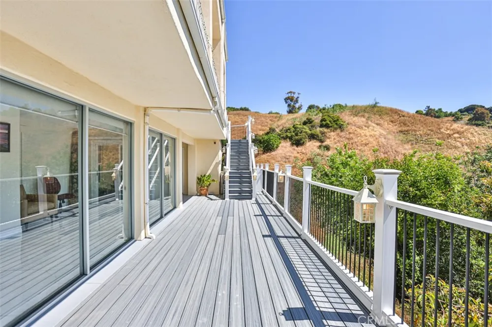 1121 Pinto La Habra Heights, CA 90631