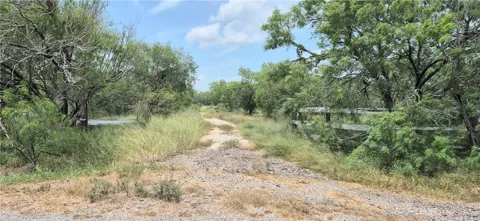 4886 County Rd 28