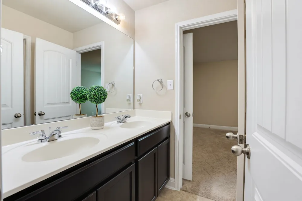 5744 McKinney Falls San Antonio, TX 78253