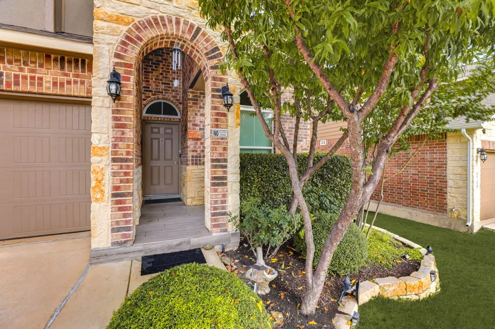 5744 McKinney Falls San Antonio, TX 78253