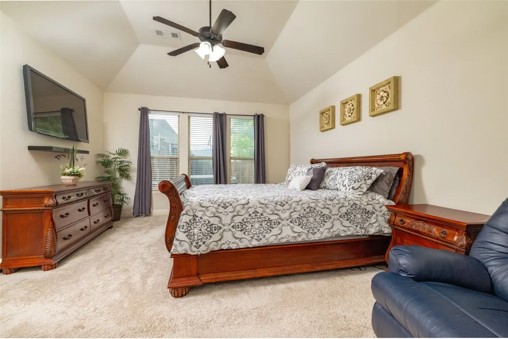 955 Champions Way Roanoke, TX 76262