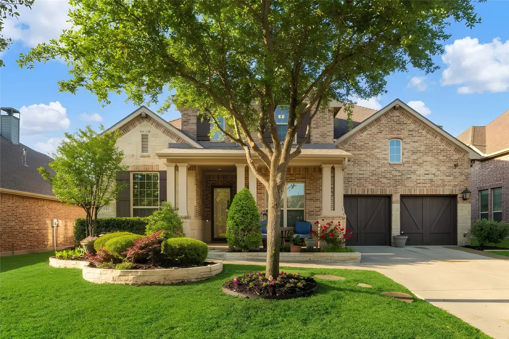 955 Champions Way Roanoke, TX 76262