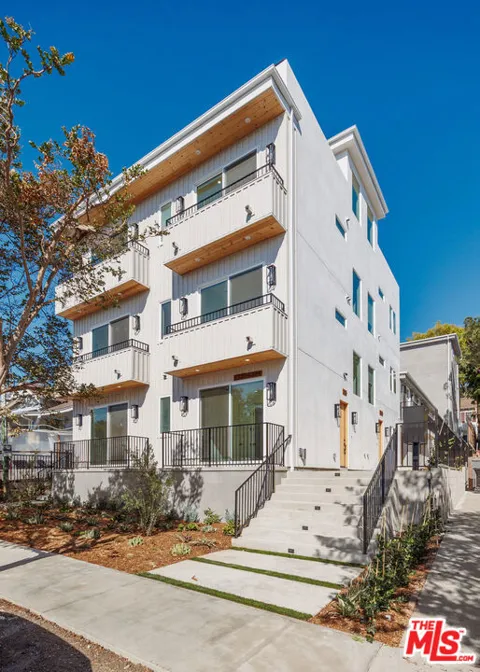 1332 Mohawk Street #1/2