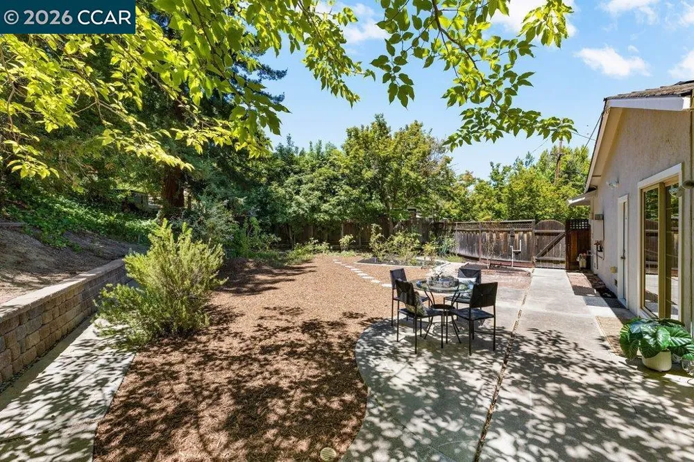 789 Charlton Dr Pleasant Hill, CA 94523