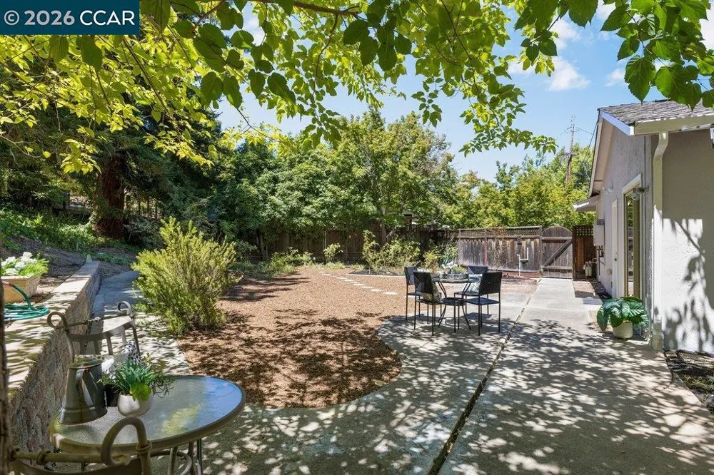 789 Charlton Dr Pleasant Hill, CA 94523