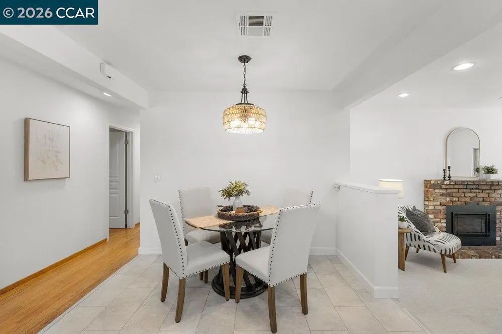 789 Charlton Dr Pleasant Hill, CA 94523