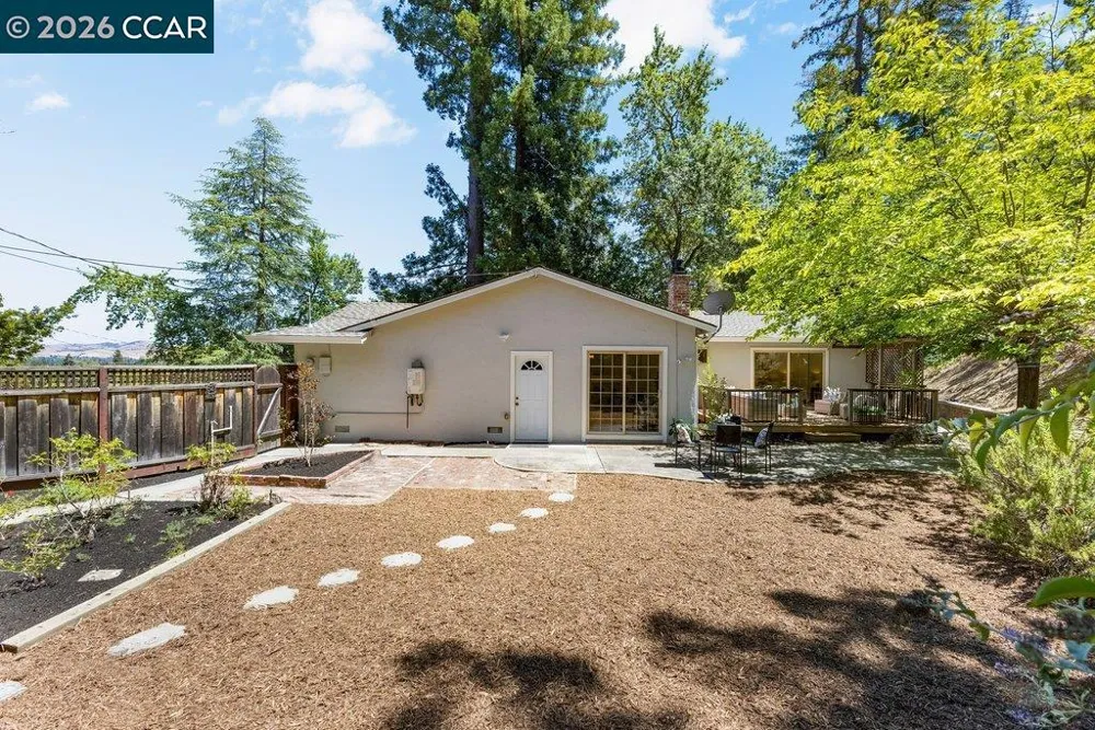 789 Charlton Dr Pleasant Hill, CA 94523