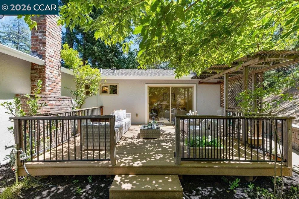 789 Charlton Dr Pleasant Hill, CA 94523
