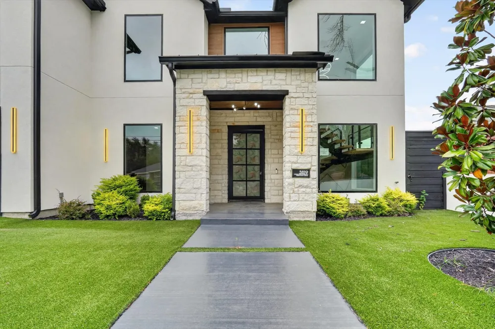 3819 Wemdon Drive Dallas, TX 75220