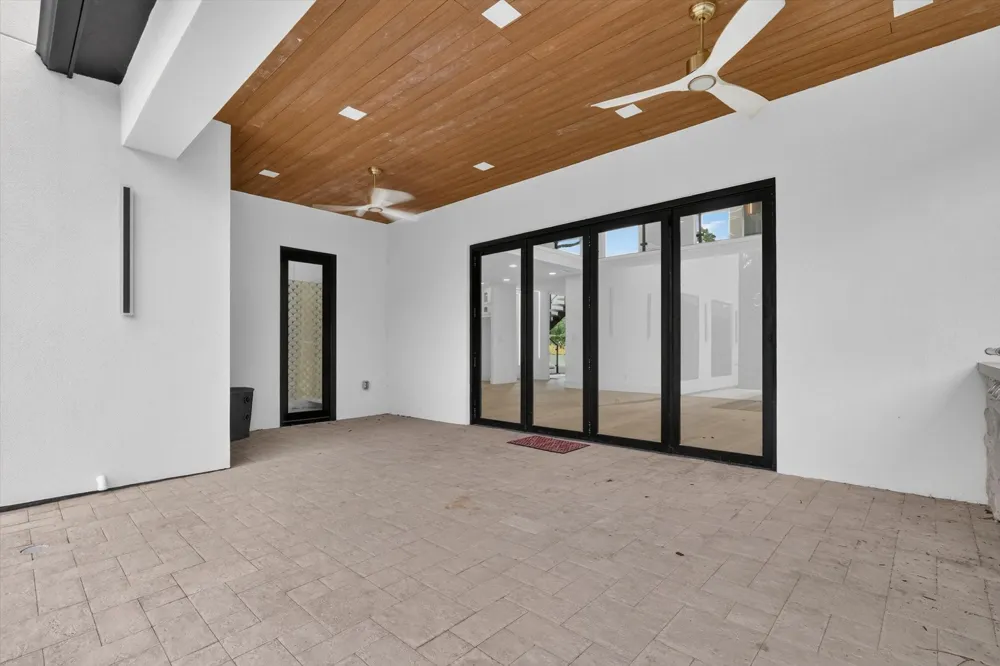 3819 Wemdon Drive Dallas, TX 75220