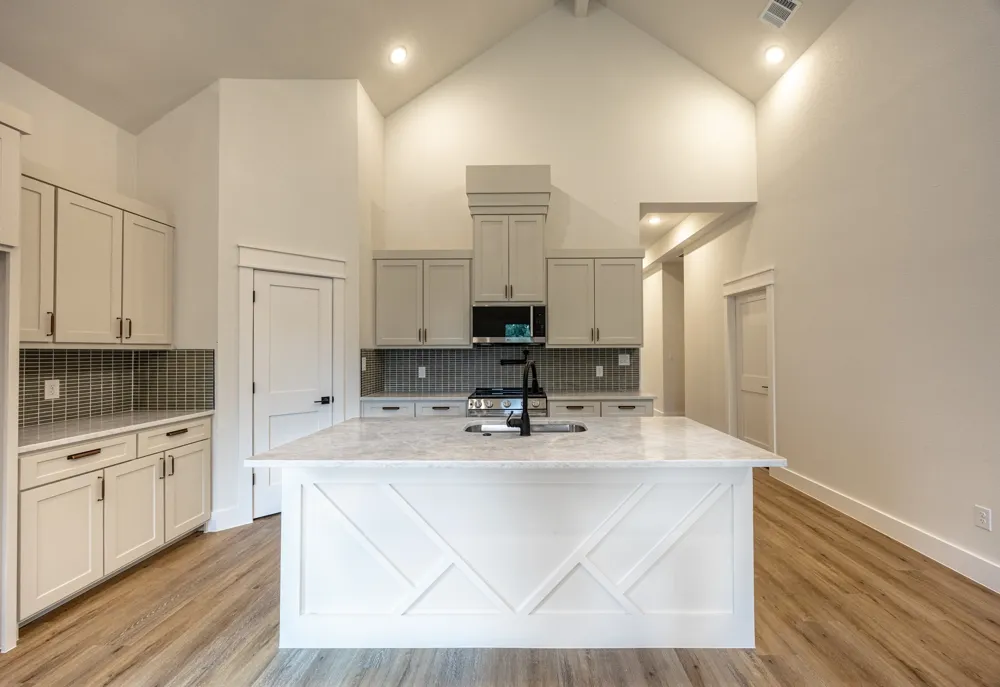 2904 Hiawatha Trail Lake Worth, TX 76135