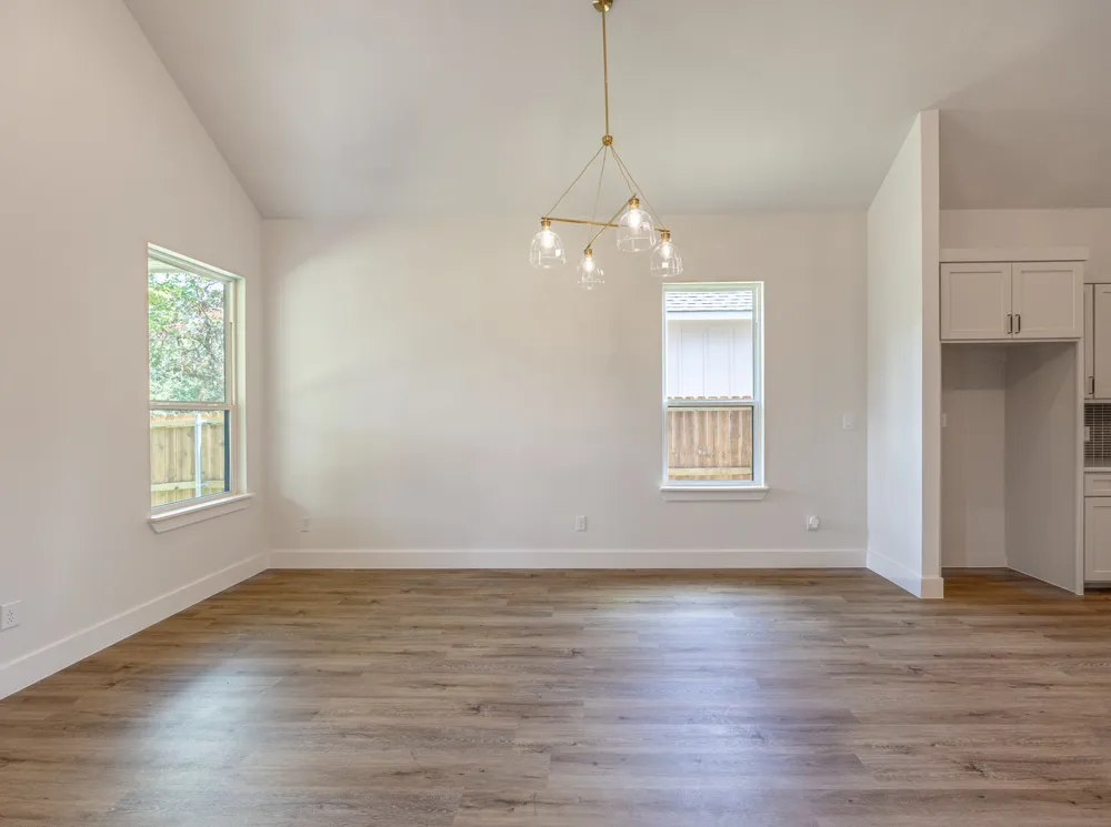 2904 Hiawatha Trail Lake Worth, TX 76135