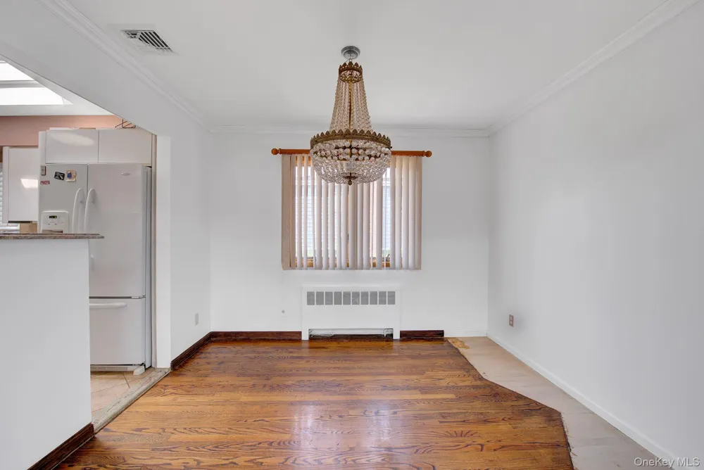 24 Pinehurst Street Lido Beach, NY 11561