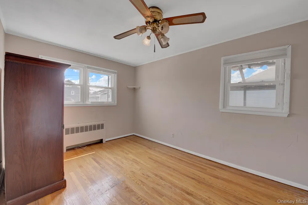 24 Pinehurst Street Lido Beach, NY 11561