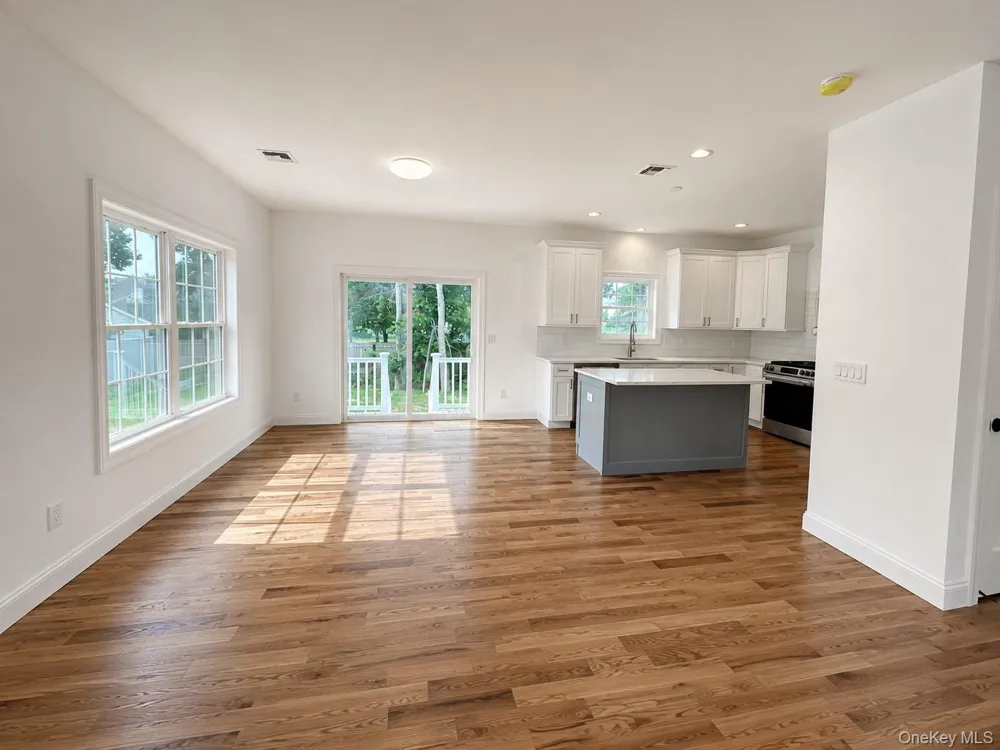 7 Edgewater Drive Mastic Beach, NY 11951