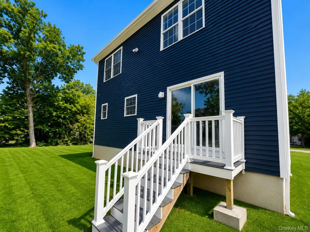 7 Edgewater Drive Mastic Beach, NY 11951