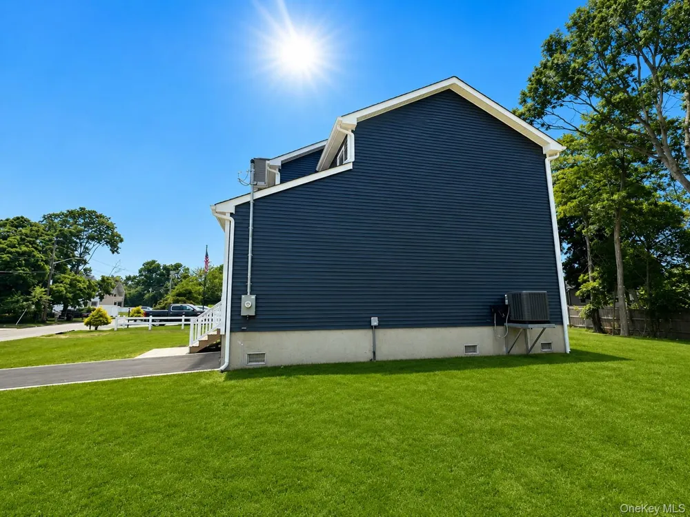 7 Edgewater Drive Mastic Beach, NY 11951
