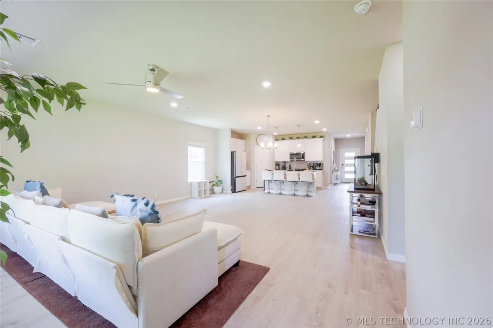 2416 W Birmingham Street Broken Arrow, OK 74011