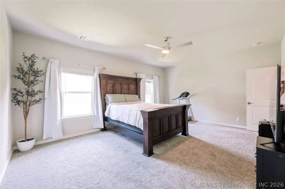 2416 W Birmingham Street Broken Arrow, OK 74011