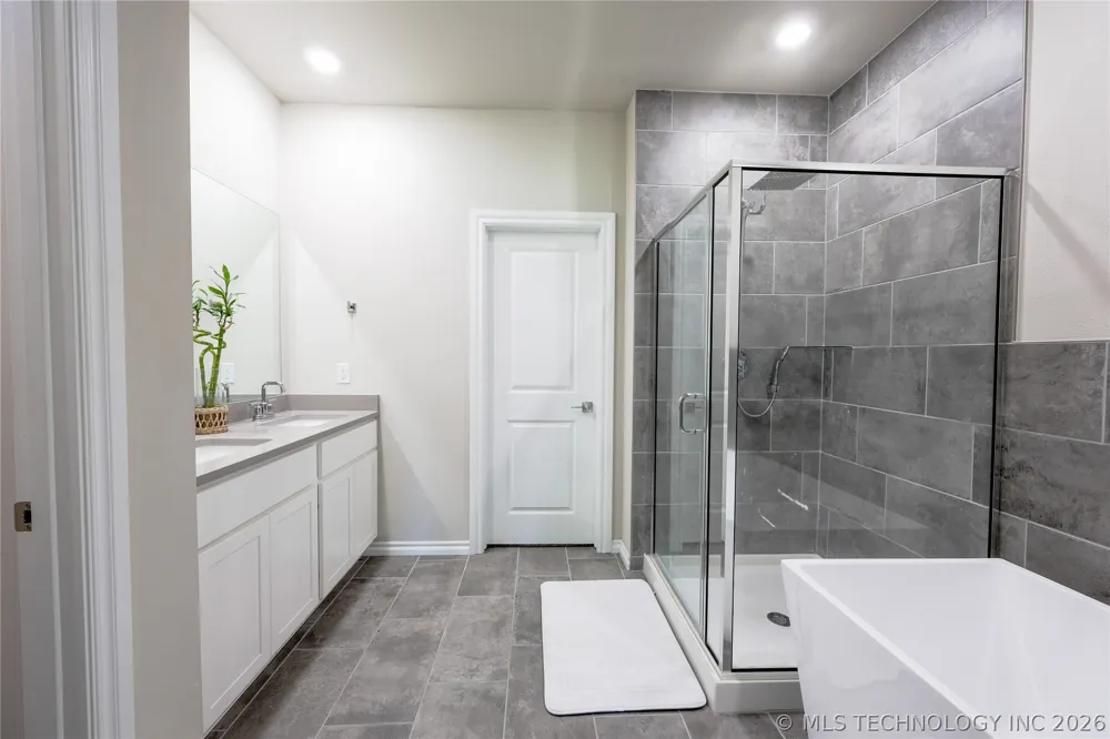 2416 W Birmingham Street Broken Arrow, OK 74011