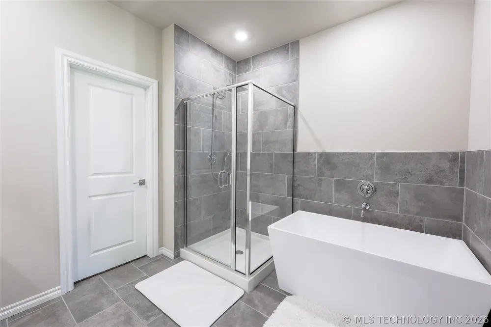 2416 W Birmingham Street Broken Arrow, OK 74011