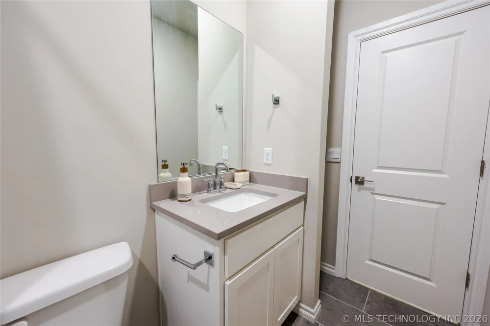 2416 W Birmingham Street Broken Arrow, OK 74011