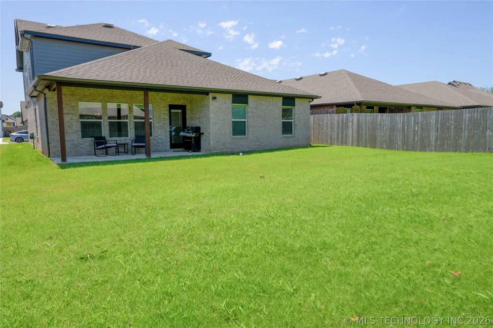 2416 W Birmingham Street Broken Arrow, OK 74011