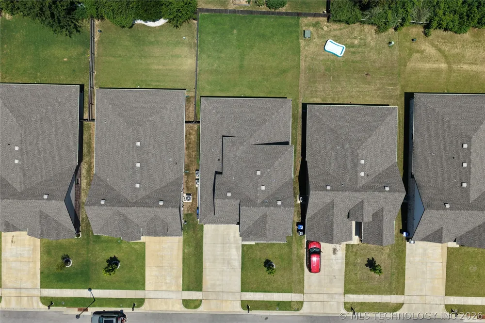 2416 W Birmingham Street Broken Arrow, OK 74011