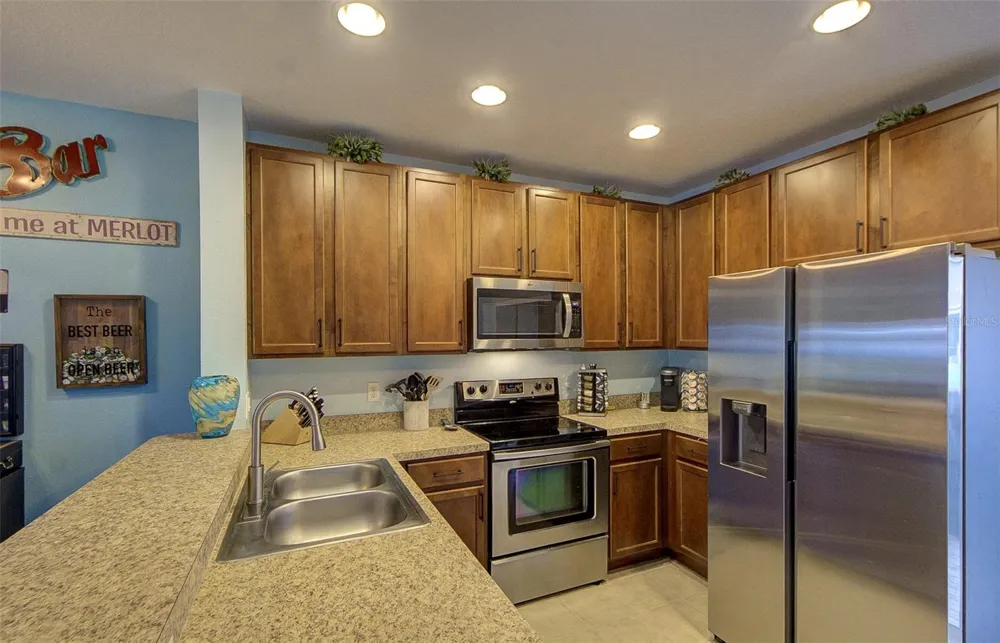 4643 67TH AVENUE Pinellas Park, FL 33781