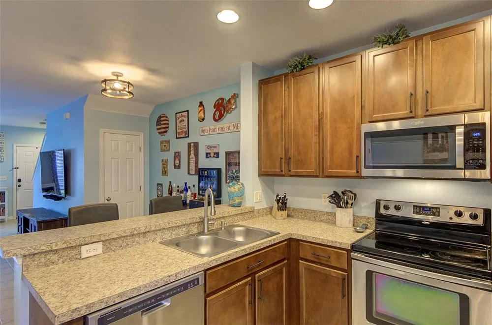 4643 67TH AVENUE Pinellas Park, FL 33781