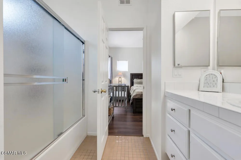 11688 Quailcreek Court Moorpark, CA 93021